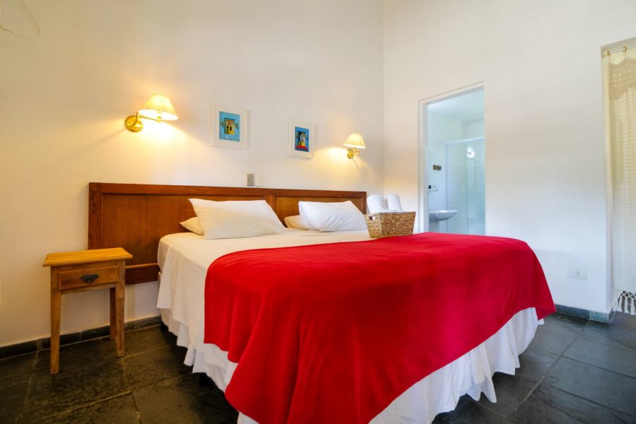 Quarto Luxo - Velinn Caravela Pousada Ilhabela